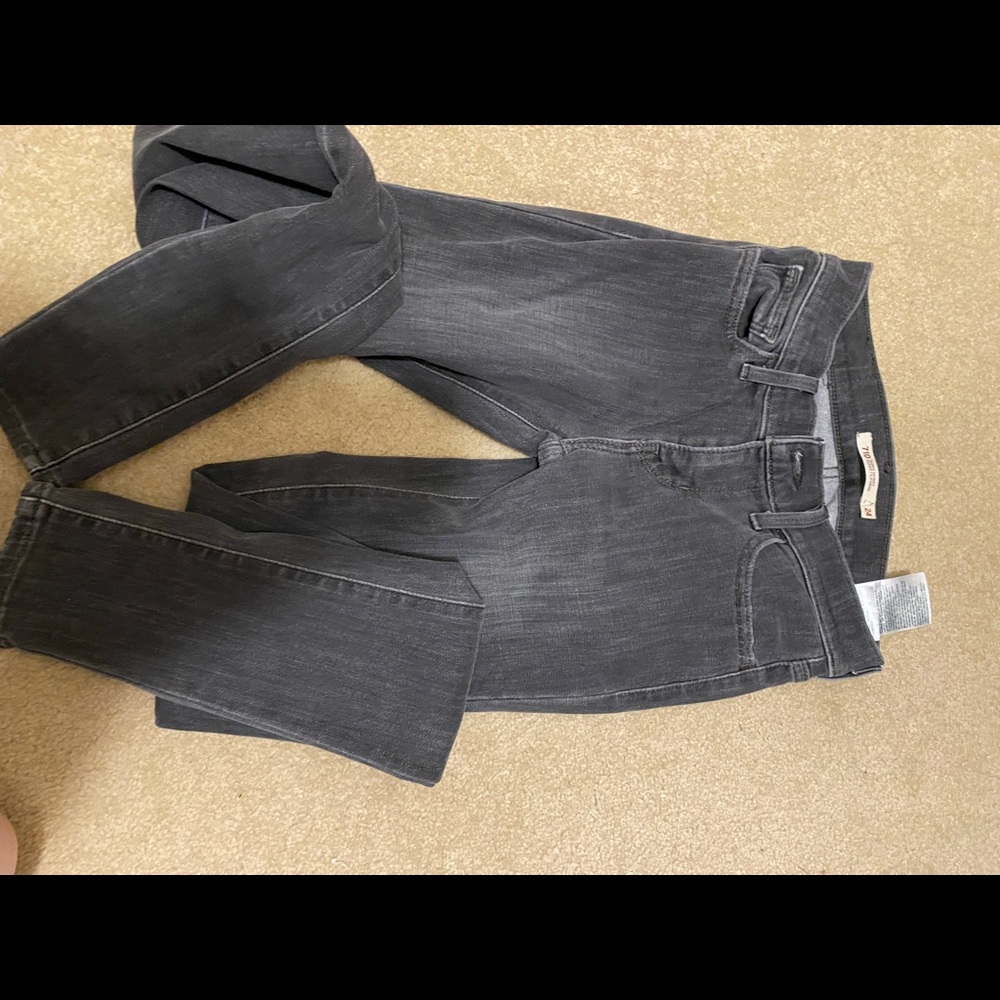 Super Skinny Grey Levi Jeans